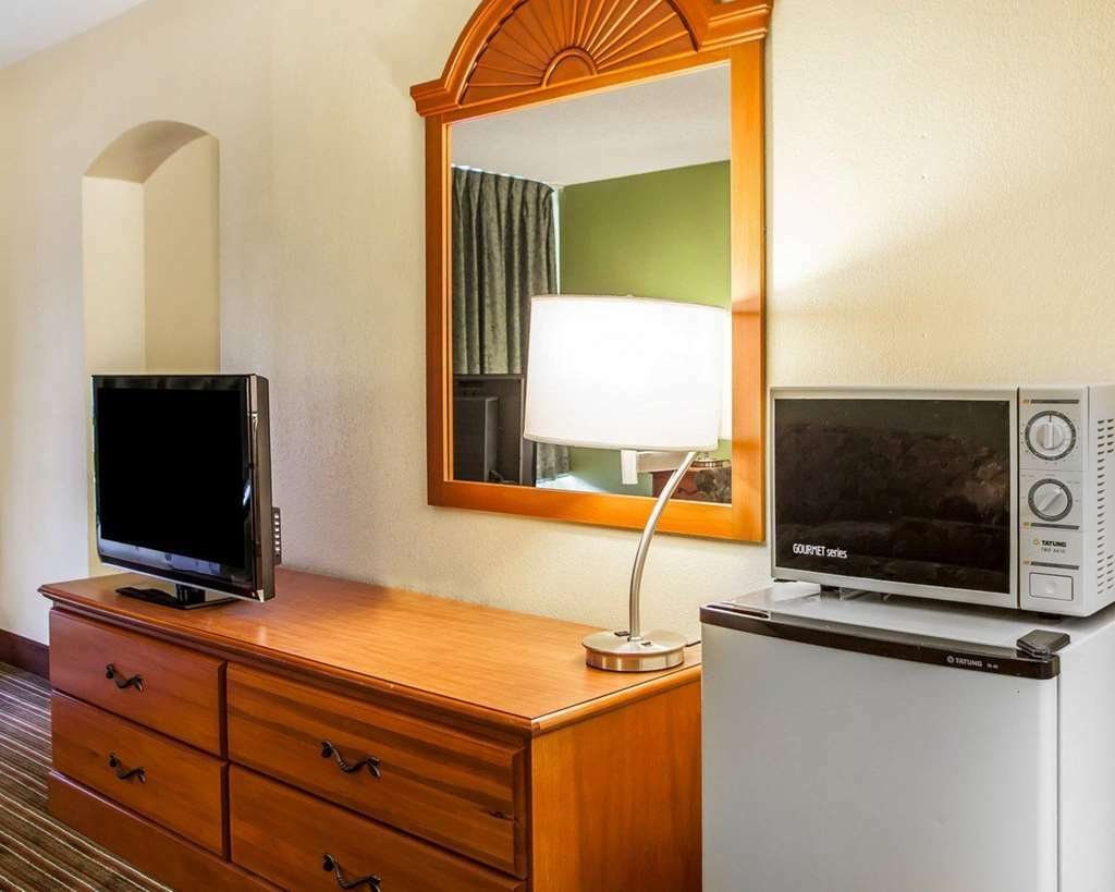 Quality Inn Franklin Quarto foto